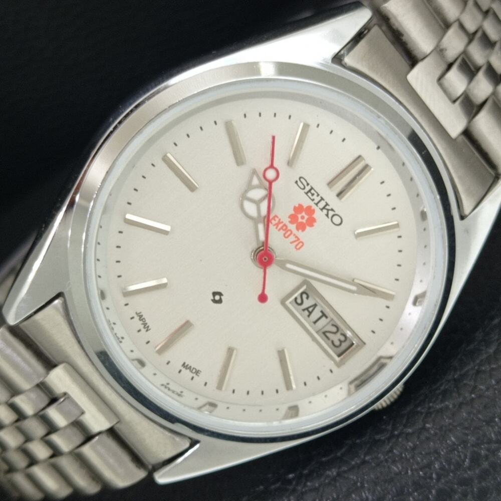 Vintage 1970 Seiko Expo Automatic Mens Silver Watch W/daydate & Red accents